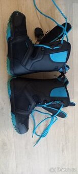 Prodám boty na snowboard