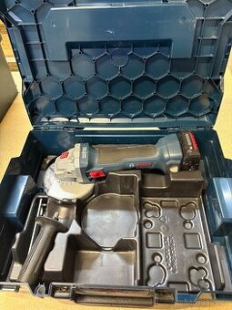 AKU uhlová bruska Bosch