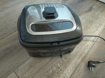 Multifunkční fritéza 7v1