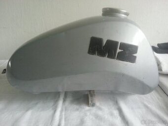 Originální nádrž na MZ 150 ETZ