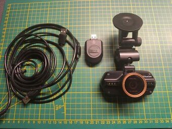 Truecam A7s kvalitní autokamera