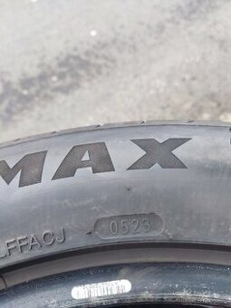 Prodám letní pneu 225/55 r17 - 1