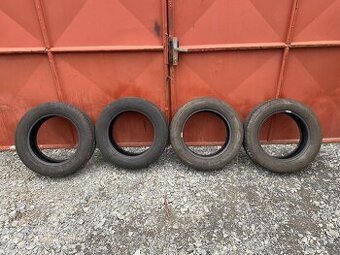 Prodám gumy 205/60/16 Michelin - 1