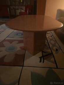 Konferenční stolek