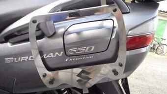 Suzuki Burgman 650 držáky bočních kufrů