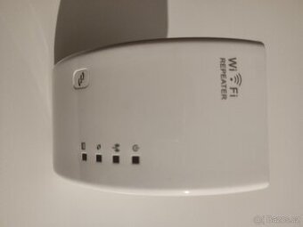 WiFi opakovač / zesilovač signálu