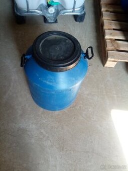 Plastový sud 50 litrů od potravin