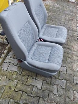 VW transportér T5 2;5tdi