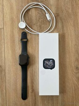 Apple Watch Series 11 46mm Klavírně černý hliník 7900