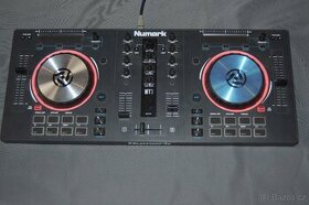 DJ kontroler NUMARK Mixtrack III