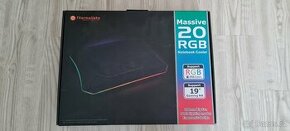Chladící podlažka Thermaltake 20 RGB