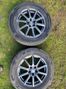 Sada Kol Rial 7Jx17 5x114,3 235/60/17