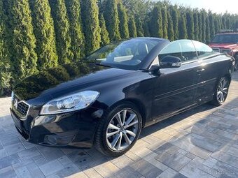 Volvo C70 2.0d 5válec - kompletní servisní historie