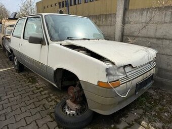 Renault R5 na díly