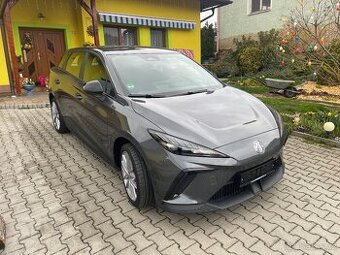 Prodám MG4 Electric r,v,12/2022 125 KW baterie 54 KWh DPH
