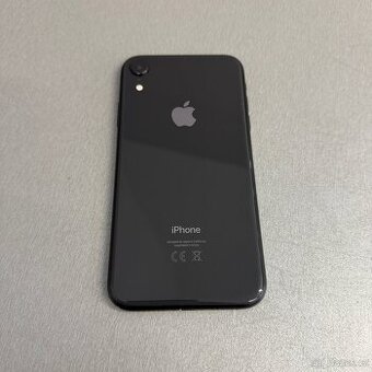iPhone XR 64GB, pěkný stav, 12 měsíců záruka