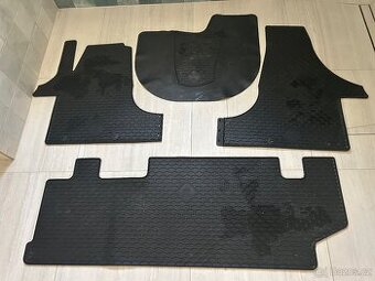Gumové autokoberce do VW T5 T6 Caravelle