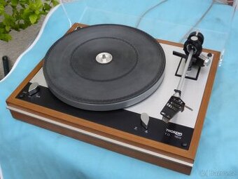 THORENS TD-160 exklusivní švýcarský gramofon