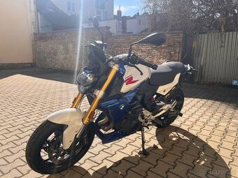 BMW F900r