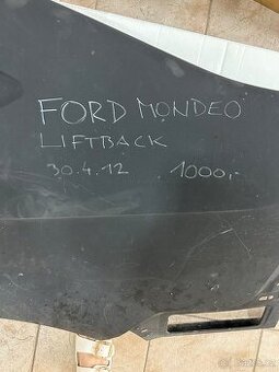 Ford Mondeo Liftback levá zadní bočnice