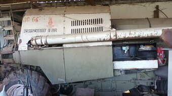 Kombajn E 512