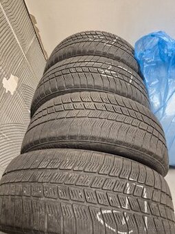 4ks Zimní pneu 205/55 R16 + disky