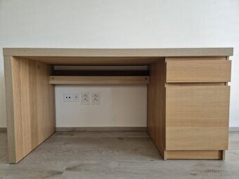 Psací stůl 140 x 65 MALM IKEA - bíle mořený dub + KOMODA