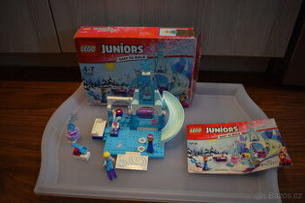 Lego 10736 Ledové hřiště pro Annu a Elsu