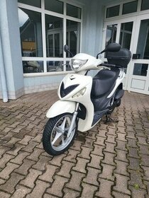 Suzuki SIXteen 125