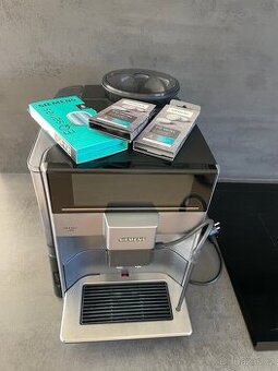 Automatický kávovar Siemens TE651209RW EQ6 S.100