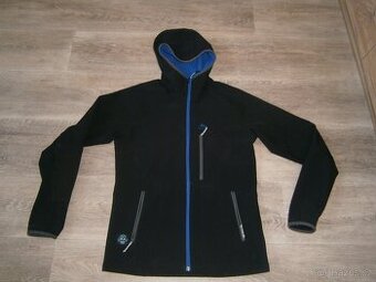 softshellová bunda Decathlon vel. 164