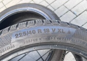 225/40 R18 - 2x zimní Continental 7mm