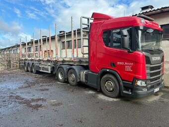 SCANIA R500 lesovůz