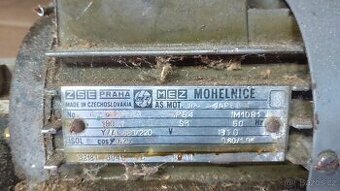 PRODÁM MOTOR S PŘEVODEM - STAV OK