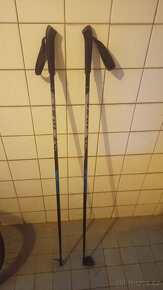 Hole na běžky 125cm