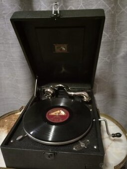Gramofon " His Masters Voice"