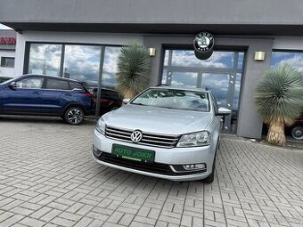 Volkswagen Passat 1,4 TSI 90kW ALU NAV 1.MAJITEL COMBI