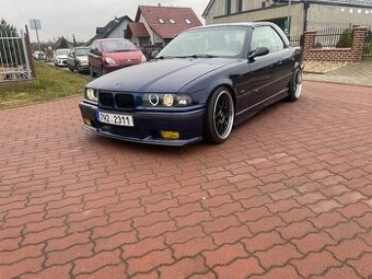BMW e36 cabrio 325i