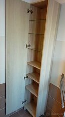 Koupelnová skříňka vysoká IKEA