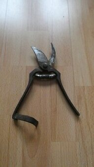 Núžky na ovocné stromky