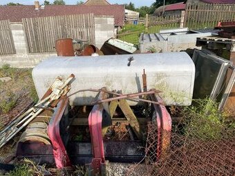 Prodám hliníkovou nádrž na naftu 800L z MAN F2000 vč.držáků