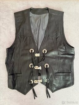 Kožená vesta na motorku