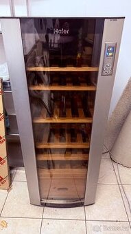 Vinotéka Haier JC 160 GD