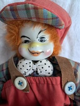 Porcelánová panenka -  klaun