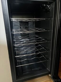 Vinotéka , plně funkční