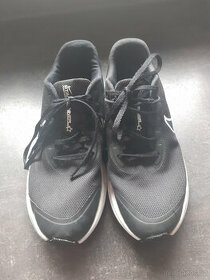 Chlapecké běžecké boty Nike vel. 37,5