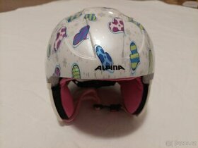 Prodám dětskou lyžařskou helmu zn. Alpina