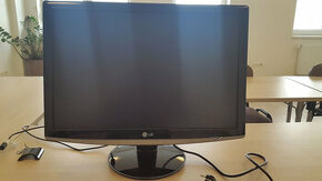 Plně funkční monitor LG Flatron W2452T