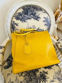 FENDI 2Jours Yellow, luxusní kabelka