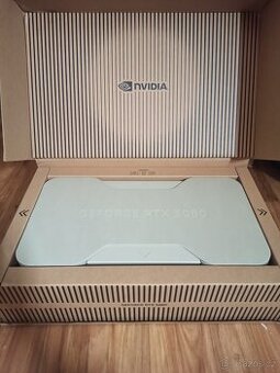 RTX 5080 Founders Edition